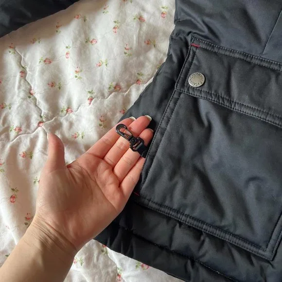 the north face black puffer jacket - Picture 3 of 8